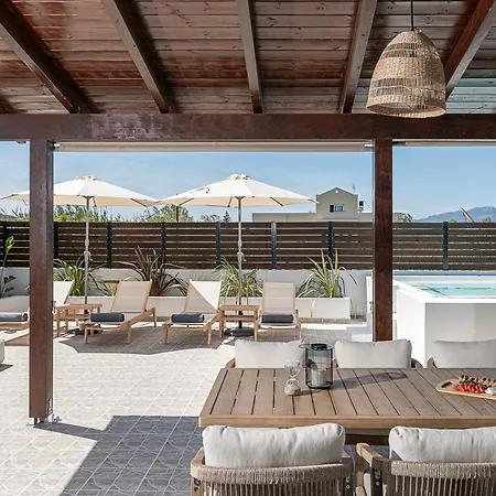Sol Luxury - Close To The With A Private Mini Pool Apartamento